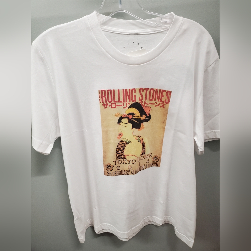 NWT 10.11 Studios tee